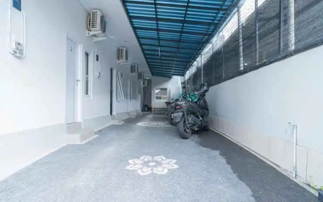 RedDoorz @ Jalan Gunung Talang Mahendradatta