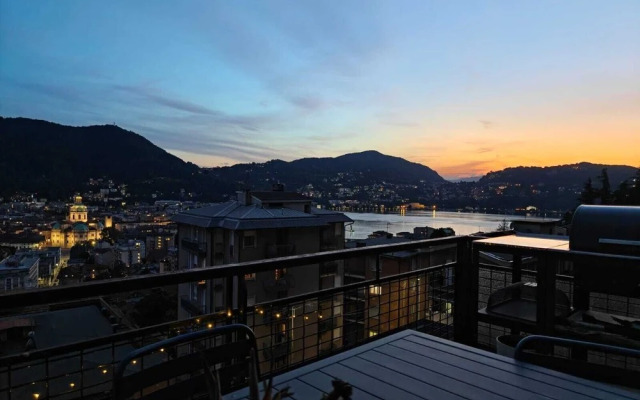 Luce di Lago Terrace