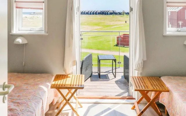Seaside Retreat in Oster Hurup-by Traum