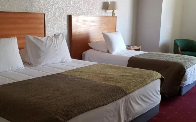 Hotel Gavina Express