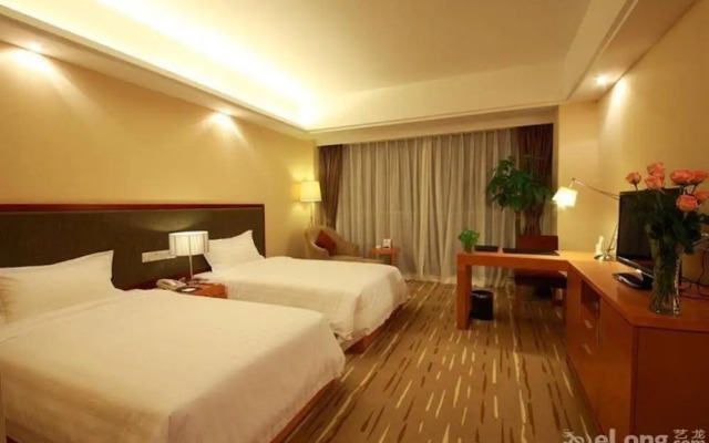 Suzhou East Shahu Linli Business Hotel