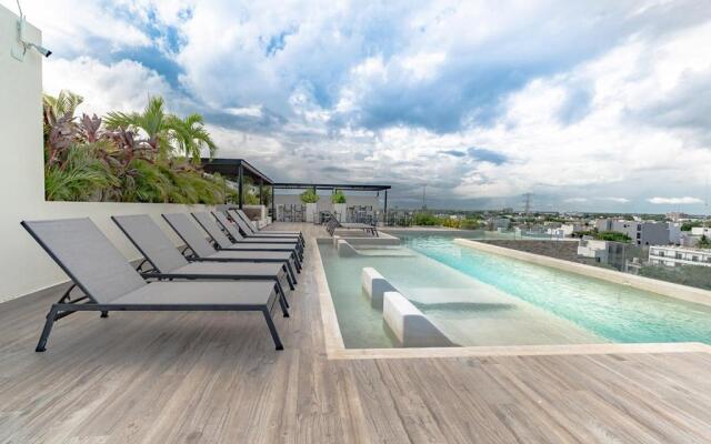 Verde Oasis Condo - Downtown - At Veranto Condos