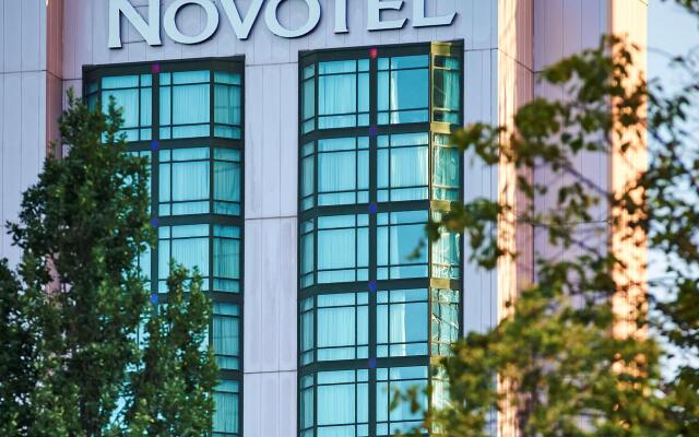 Novotel Toronto North York