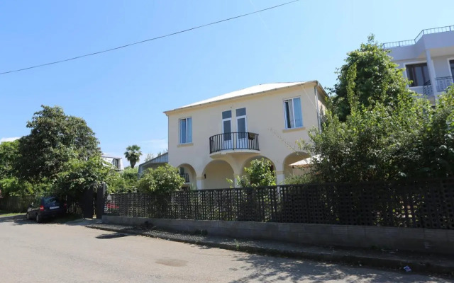 Talo's Guest House