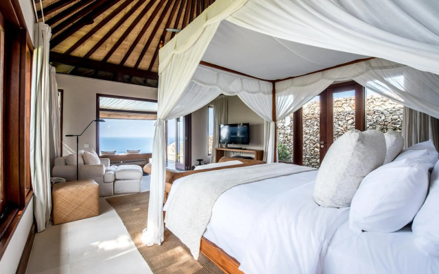The Ungasan Clifftop Resort