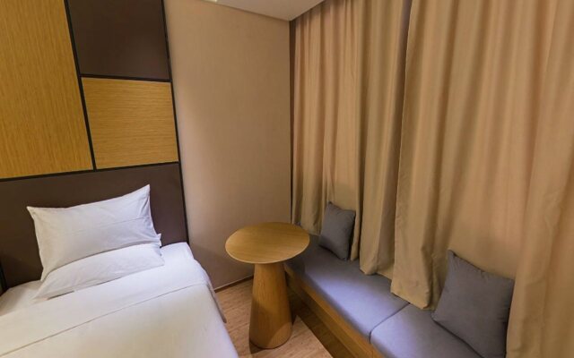 JI Hotel Shanghai Hongqiao Hongmei Road