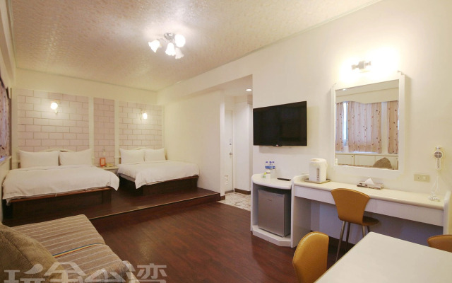 Traveler Hotel