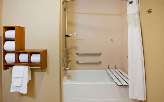 Hampton Inn Fairmont