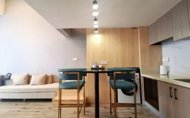 Changfeng Future Apartment Hotel