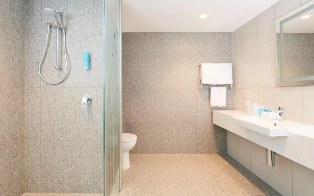 Holiday Inn Express Sydney Macquarie Park by IHG