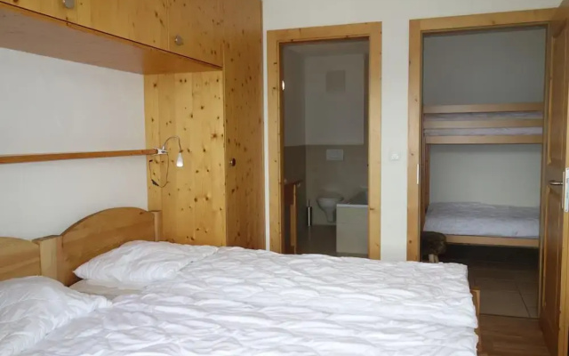 Cosy Apartment With Balcony