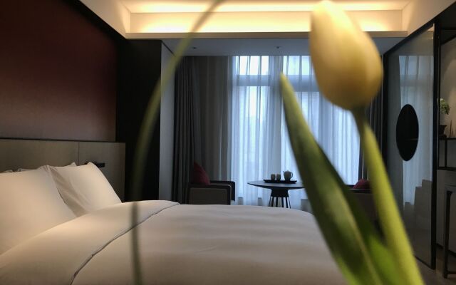 JOYA Shanghai Xujiahui Hotel
