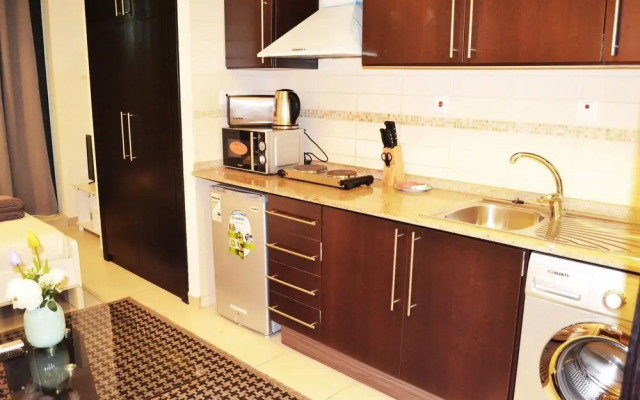 Chrs - Well-kept Furnished Studio