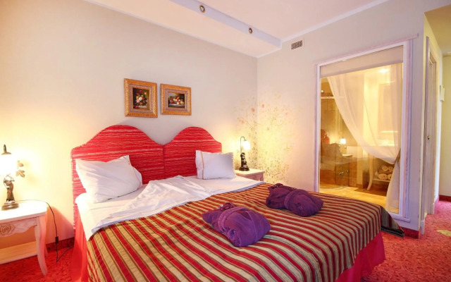 Grand Rose SPA Hotel