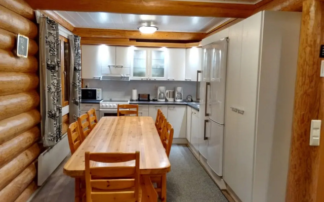 Yli-Kaitalan Lomamökit