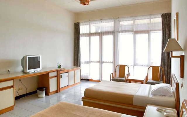 Pantai Indah Resort Hotel Timur