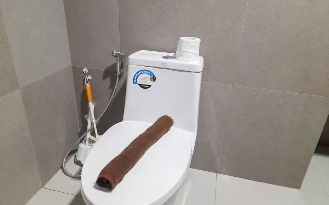 Comfort Stay 1BR at Patraland Amarta Apartment