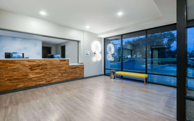 ECHO Suites Extended Stay by Wyndham Madison