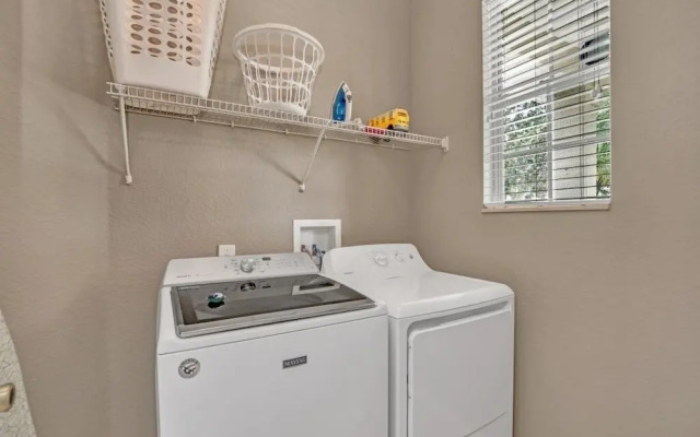 2612tf 5 Bedroom Home by Redawning