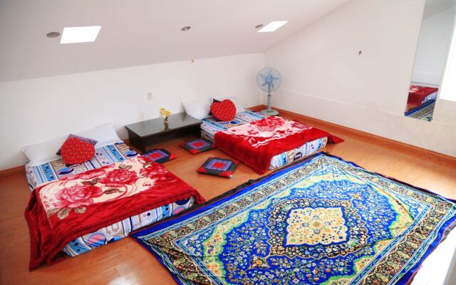 Hoai Huong Homestay