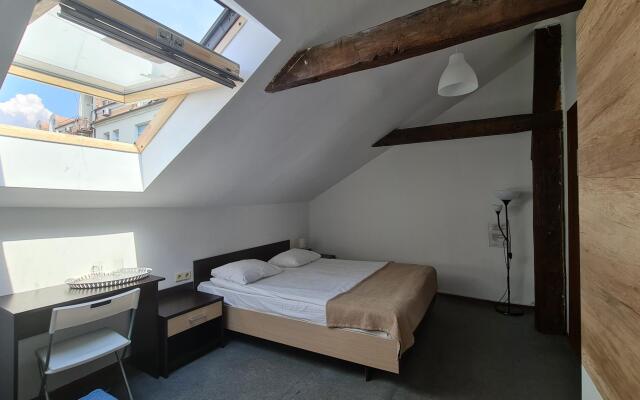 Makarov Hostel