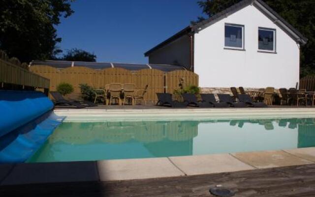 Dolce Villa Pool and Wellness