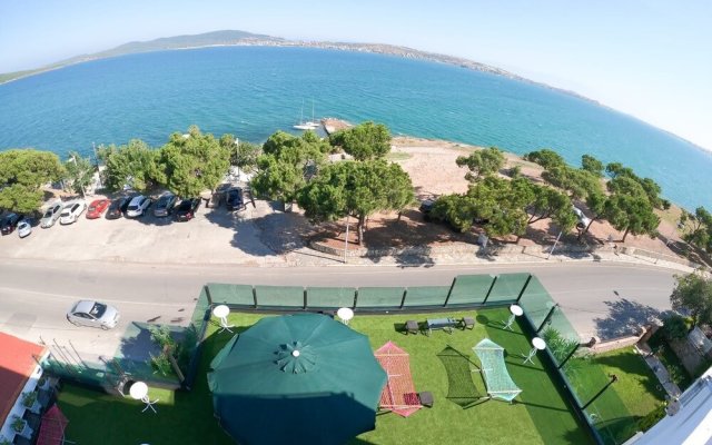 Camlik 87 Hotel Ayvalik