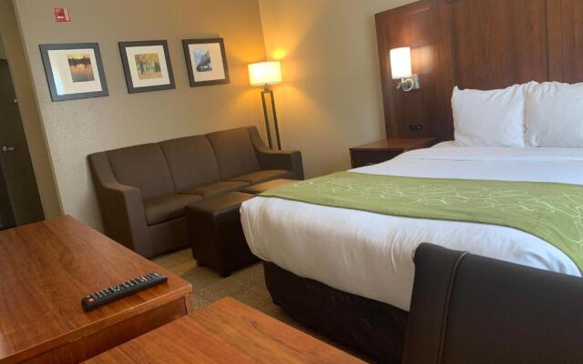 Comfort Suites Peoria I-74