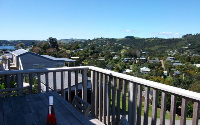 Onetangi Haven - Onetangi Holiday Home