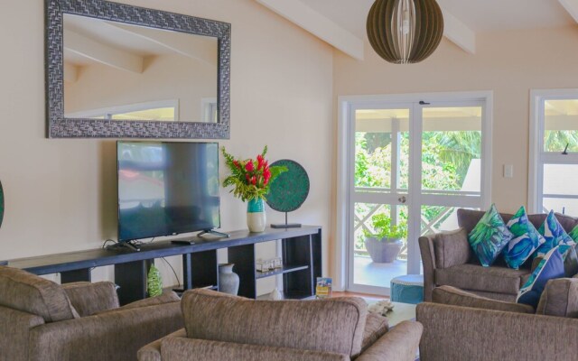 Cook Islands Holiday Villas Blackrock