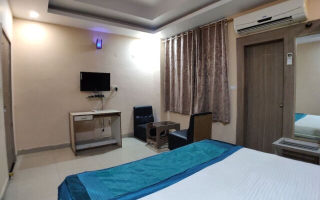 Hotel Purple Orchid