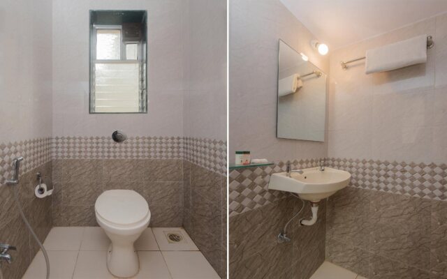 OYO Apartments Malad Raheja Complex Road