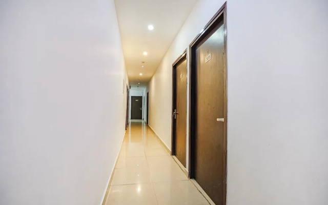 FabExpress Aditya Grand