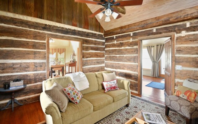 Czech 1 Bedroom Cabin by RedAwning