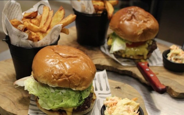 The Golden Lion Hotel Allendale