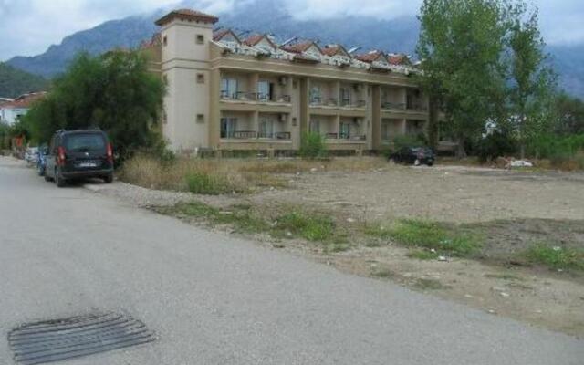 Club Park Marina Hotel