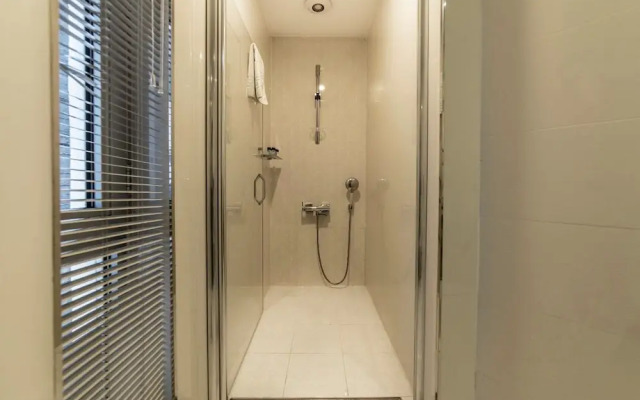 Royal Capital Hotel & Suites