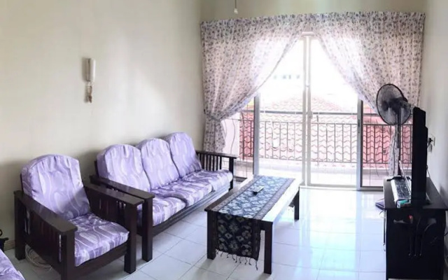 Harmony Holiday Home – Guest Rooms – Bayan Lepas