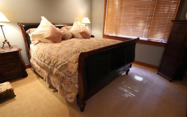 The Timbers by Mammoth Reservations