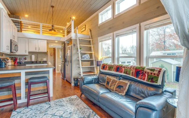 Tiny Home in Flat Rock: Easy Access to I-26!