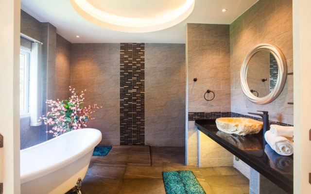 Twin Palm Pool Villa