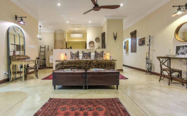 Kambaku River Lodge