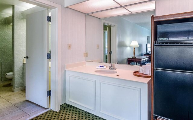 Travelodge by Wyndham Roanoke