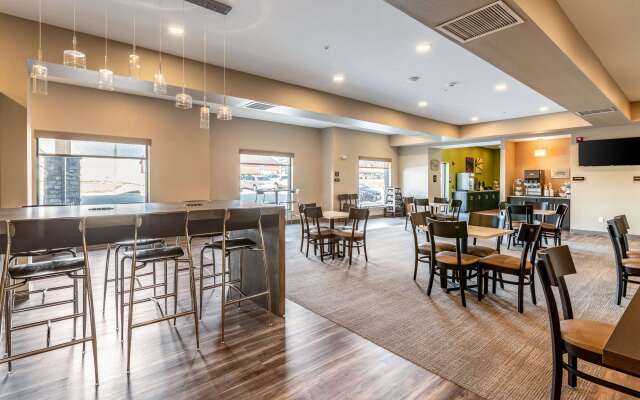 Sleep Inn & Suites Mt. Hope near Auction & Event Center