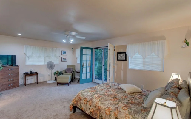 Hale O Makani 3 Bedroom Home by RedAwning