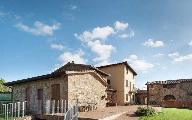 Apartment in Monte del Lago Near Lake Trasimeno