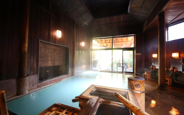 Ryokan Sakaya