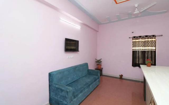 Taj Path by OYO Rooms