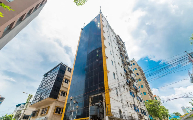 OYO 794 Hotel East Palace
