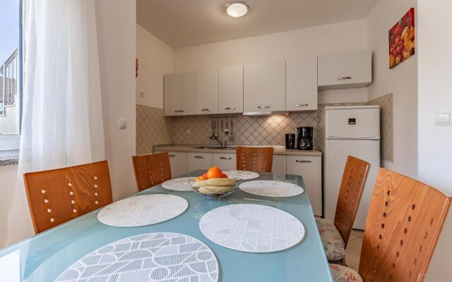 Stunning Apartment in Medulin With 2 Bedrooms and Wifi